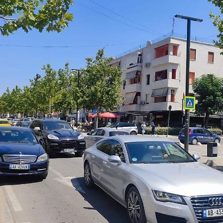 Lolu Apartment Plus Privat Parking Vlorë Exteriér fotografie